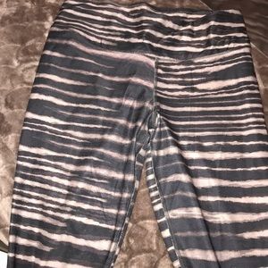 Nike crop leggings!! Accepting offers!